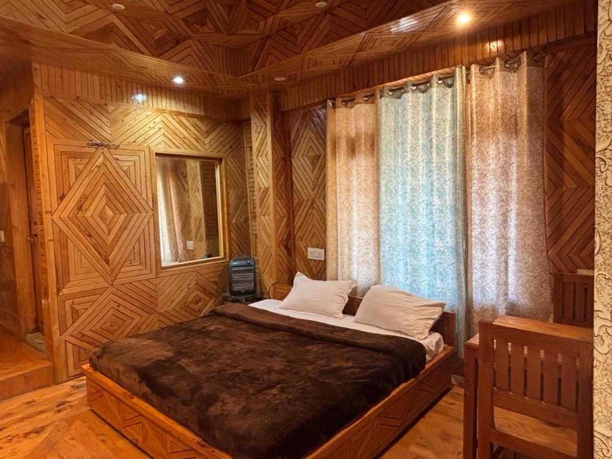 Chambre Double - Vue sur Montagne