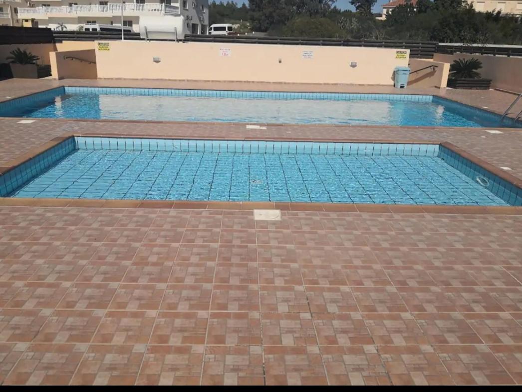 La conchiglia Nissi beach front villa with pool & Sea view - B&B Ayia Napa