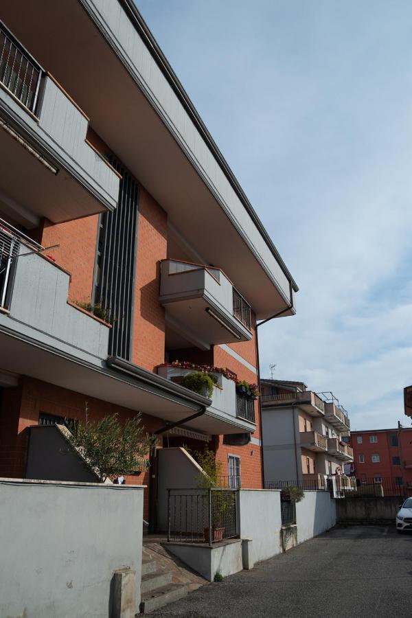 Urban Chic Apartment - Ferienwohnung Valmontone