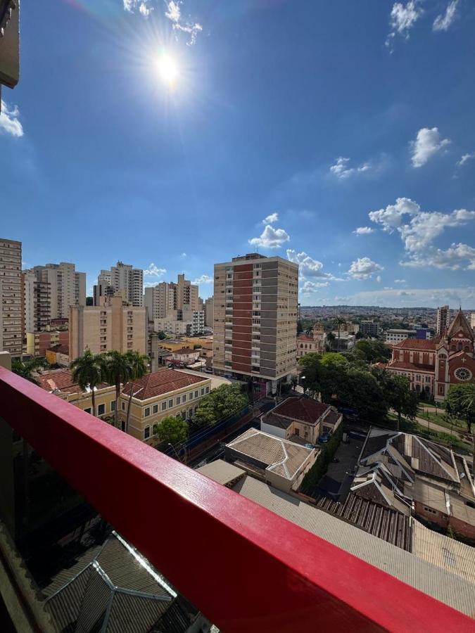 Flat central com estacionamento - B&B Ribeirão Preto