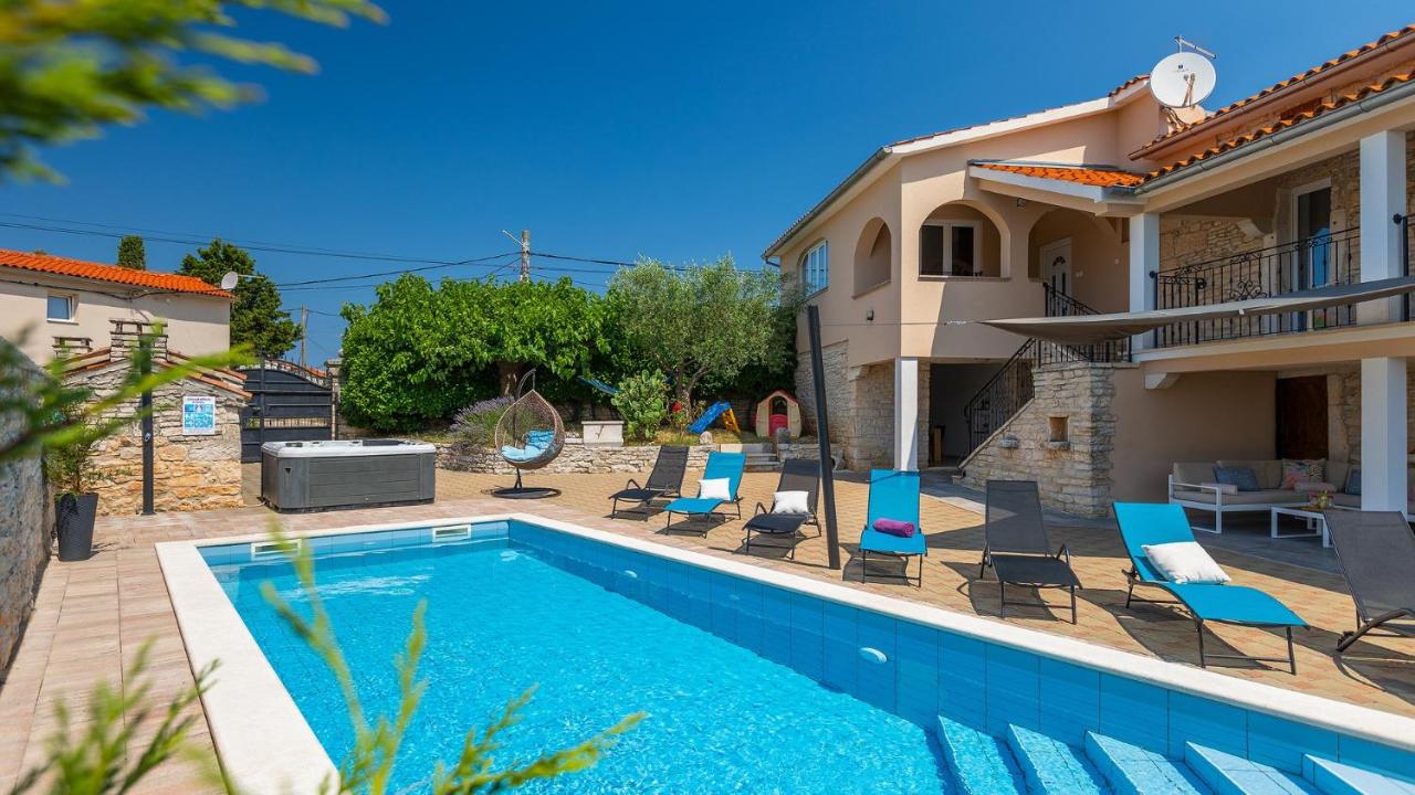Villa RIA by Villas guide - B&B Dignano