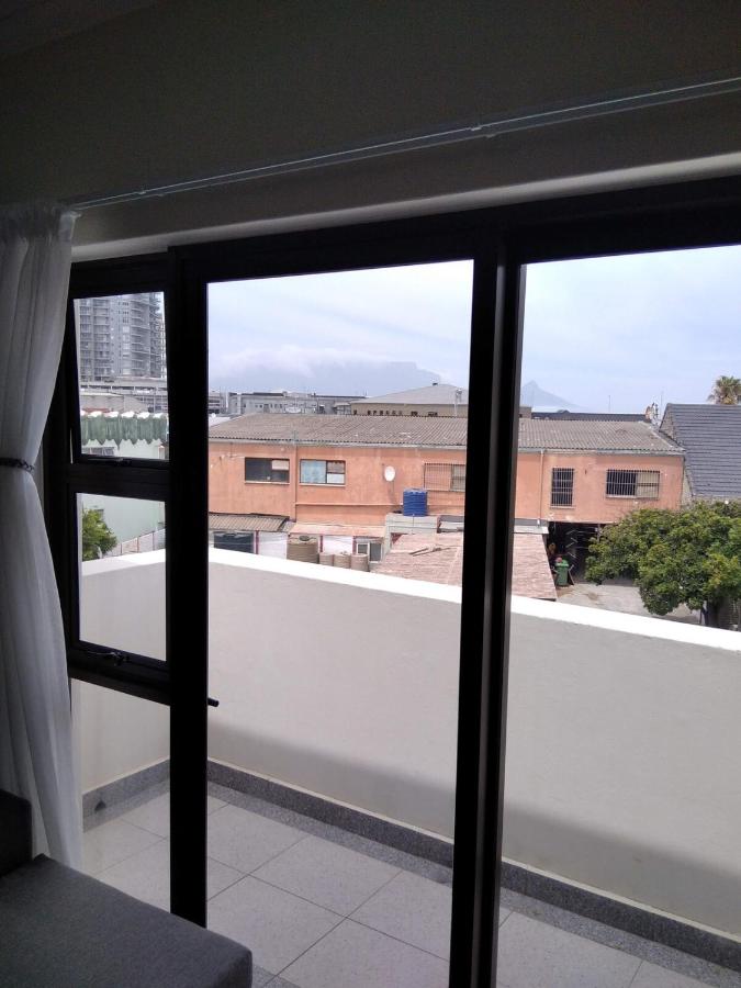 EasyCapeTown - Bloubergstrand coastal apartment - B&B Città del Capo