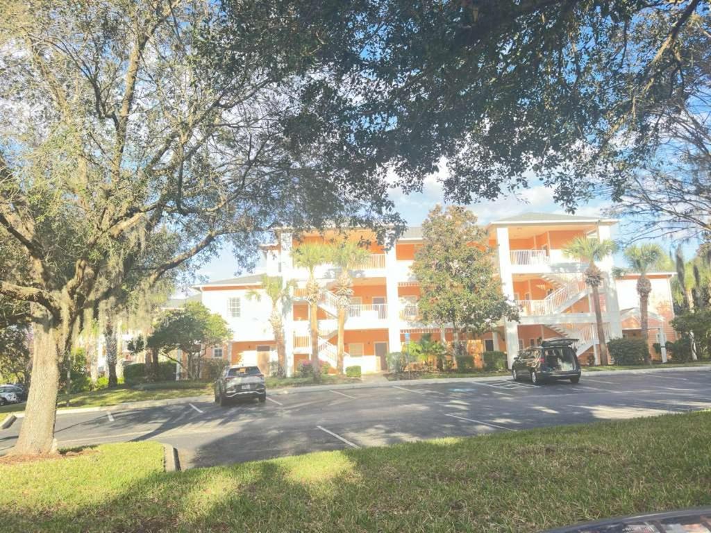 Bahama Bay Resort- Near Disney-pools & Beach for 6 - Chambres d'hôtes Davenport