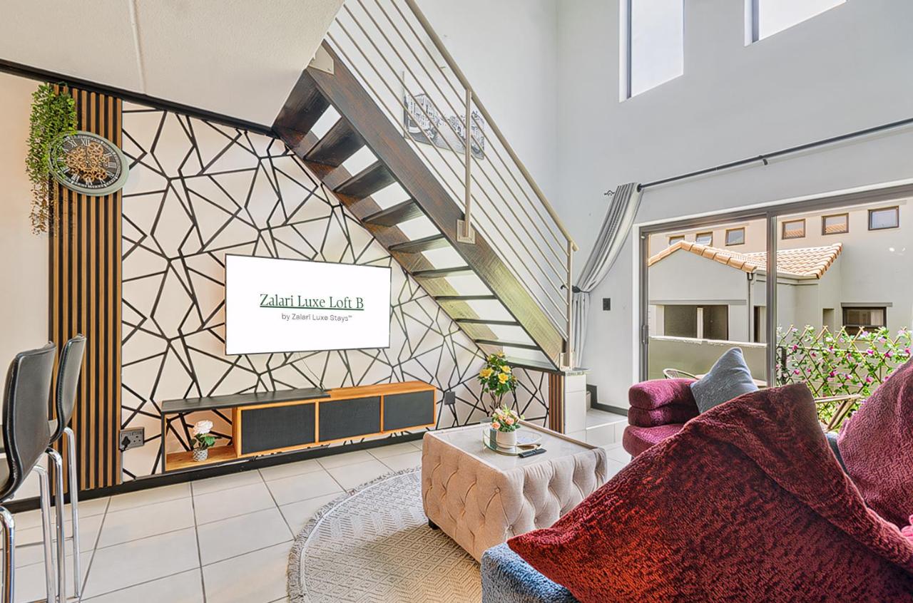 Zalari Loft B, Nature-Inspired 2 Bed Loft, Paulshof, Sandton - Ferienwohnung Centane