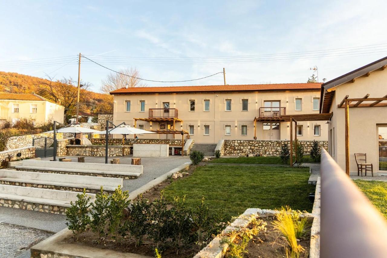 Vevi Villas - B&B Vevi