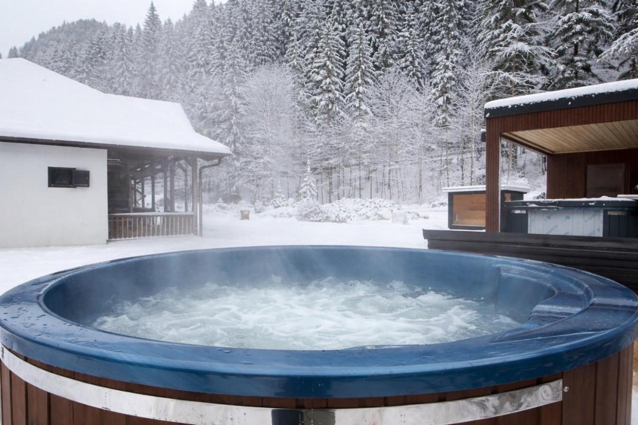 Lacu Roșu Mountain Lodge - B&B Lacu Roșu