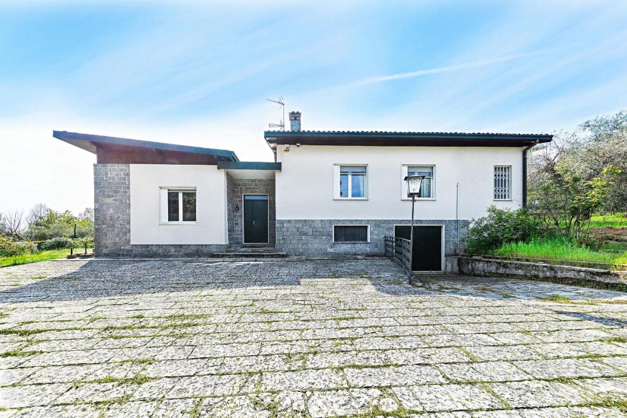 Villa Elisa by Whale Homes - B&B Padenghe sul Garda