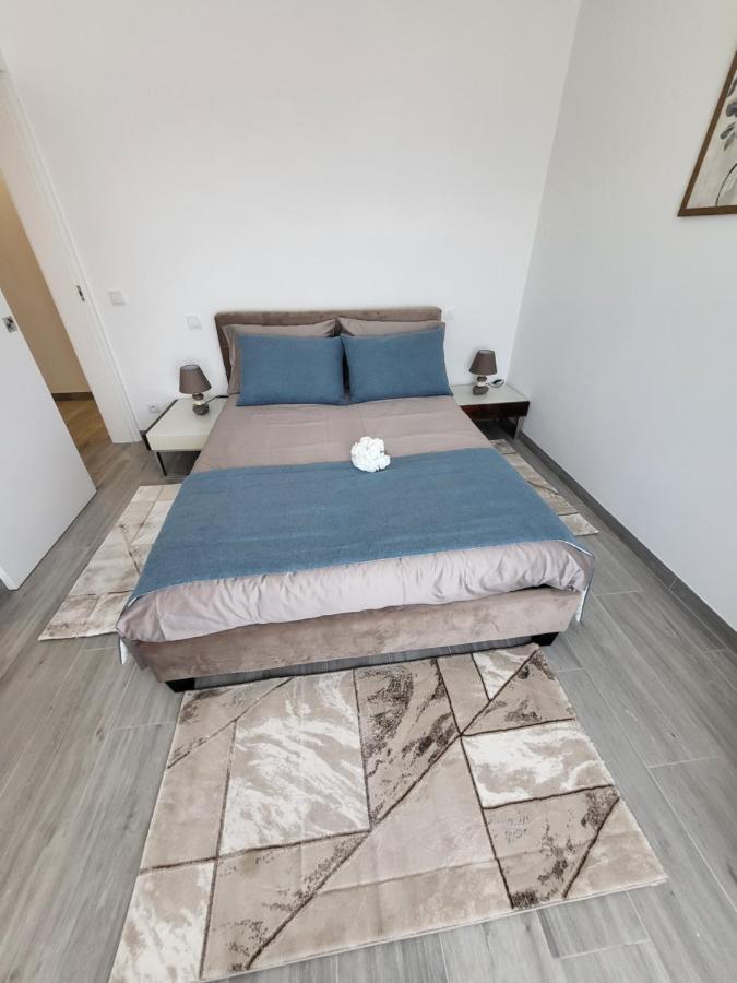 Chambre Double - Vue sur Piscine