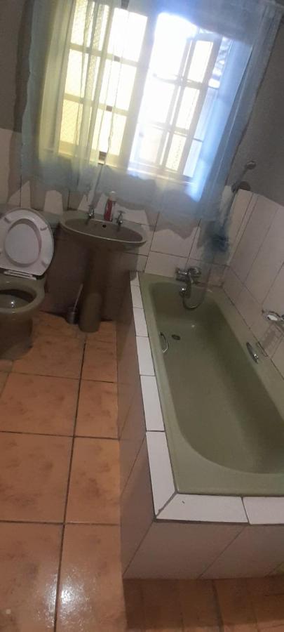 Budget Tweepersoonskamer met 2 Aparte Bedden