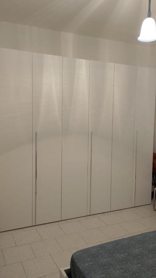 Appartamento Clara - Ferienwohnung La Maddalena
