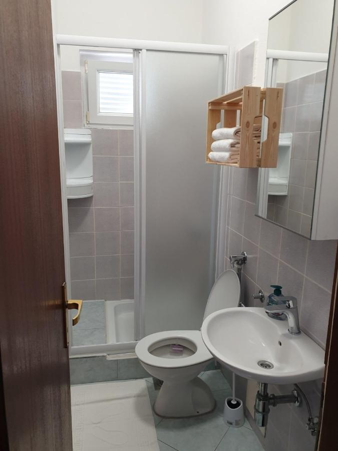 Soba brez balkona - Chambres d’hôtes Stara Novalja