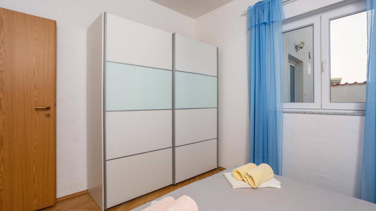 Charm Apartment by Villas Guide - B&B Segna