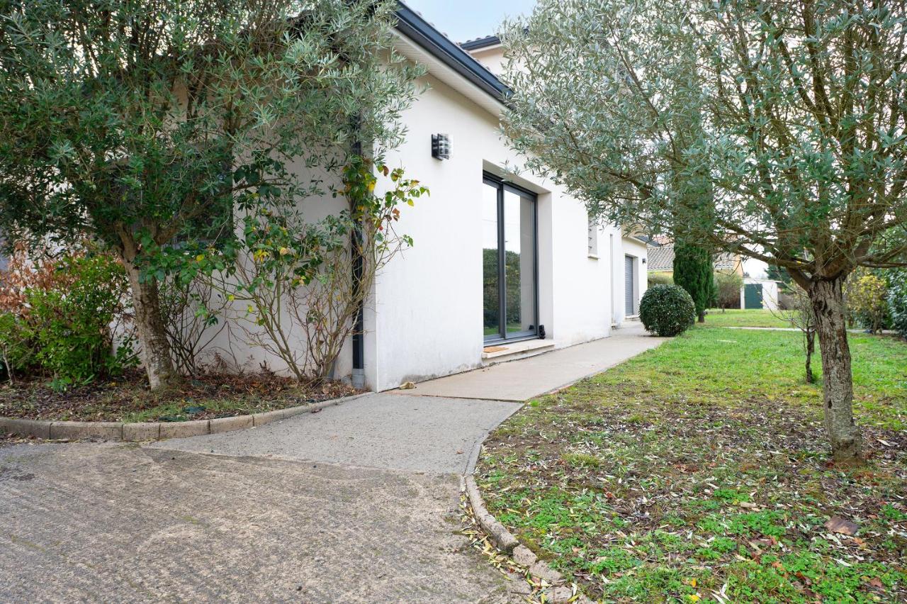Maison Épure - maison mitoyenne avec jardin - B&B Colomiers