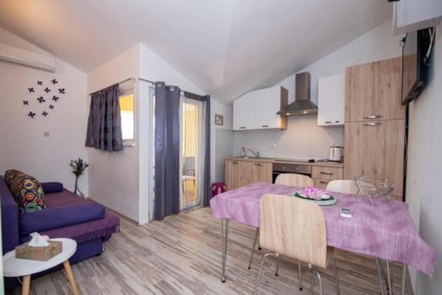 apartmany josipa - B&B Grebaštica