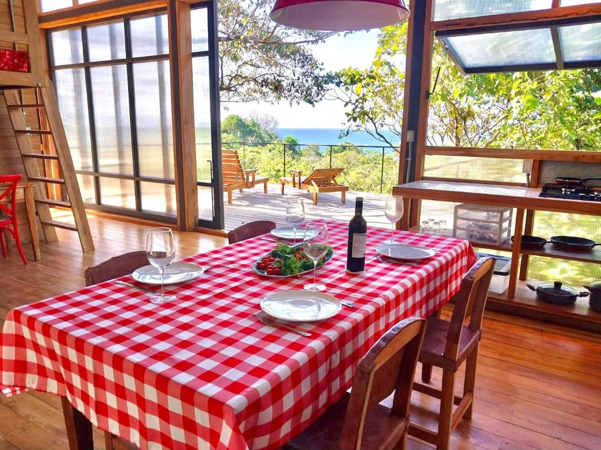 Curcu House magical beach house & tropical forest - Chambres d'hôtes Los Destiladeros