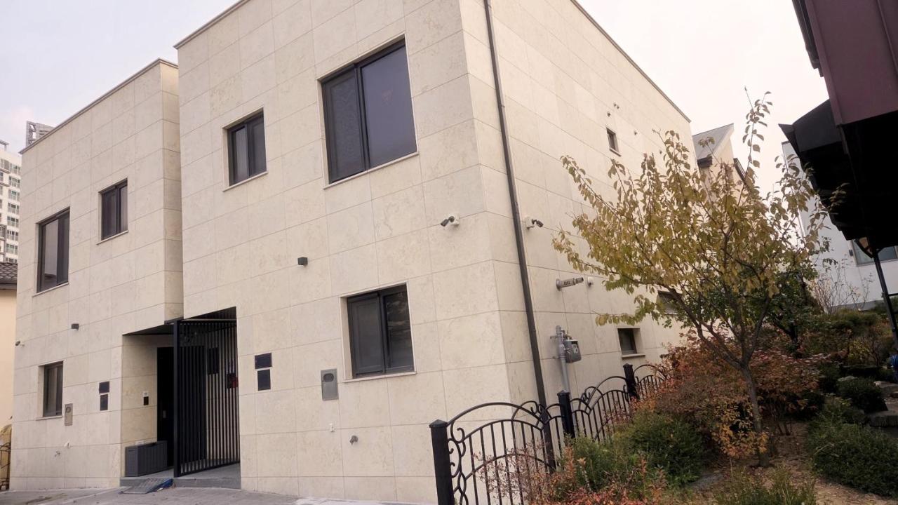 Cheongna Private Entire House, Incheon - B&B Gojan