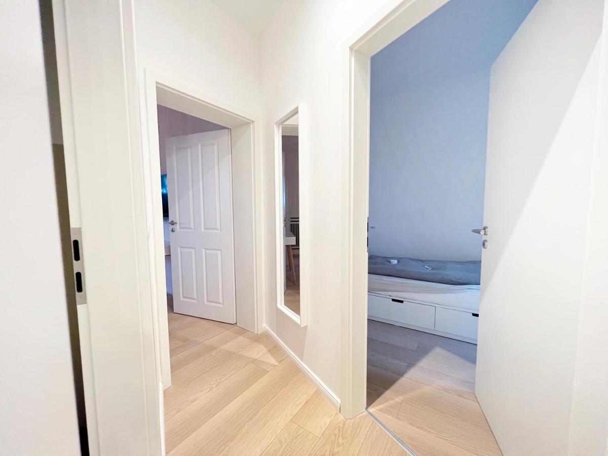 LUMEN Apartment nahe Köln City & Phantasialand - B&B Hürth