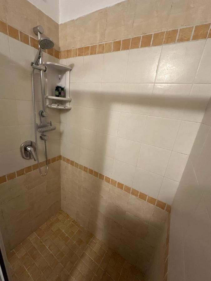 La piccola dimora in villa di costanza e marco - B&B Milano