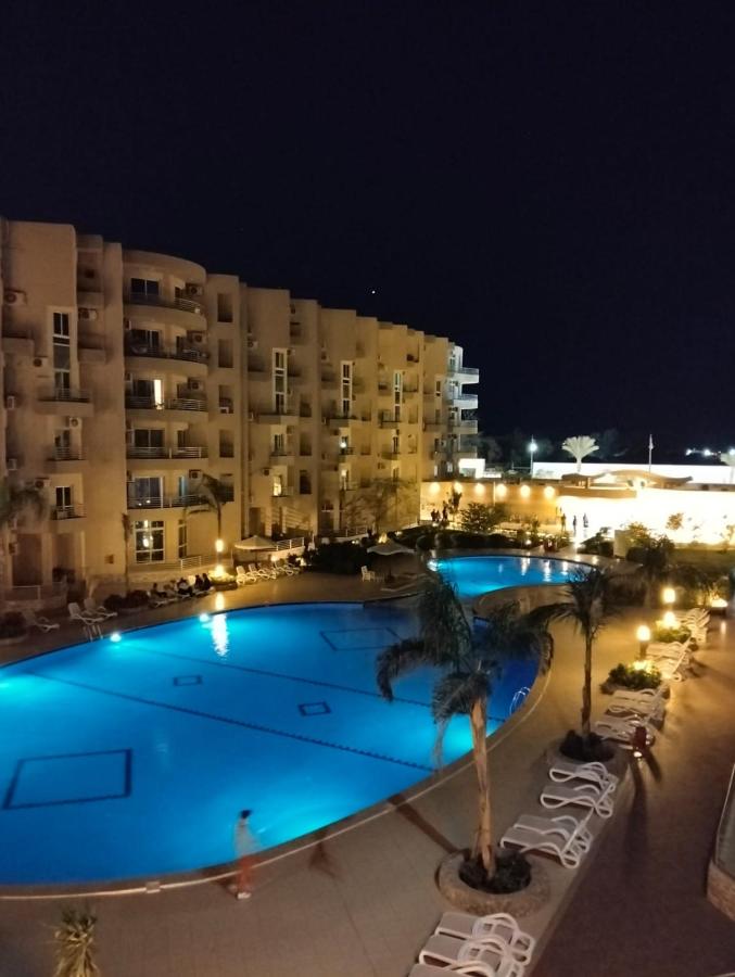 Apartment mit 2 Schlafzimmern und Poolblick