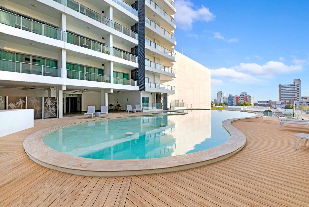 Darwin Central Escape Hotel Style Apartment with Kitchen , Pool , Gym , Car Park,Balconey - Chambres d'hôtes Darwin