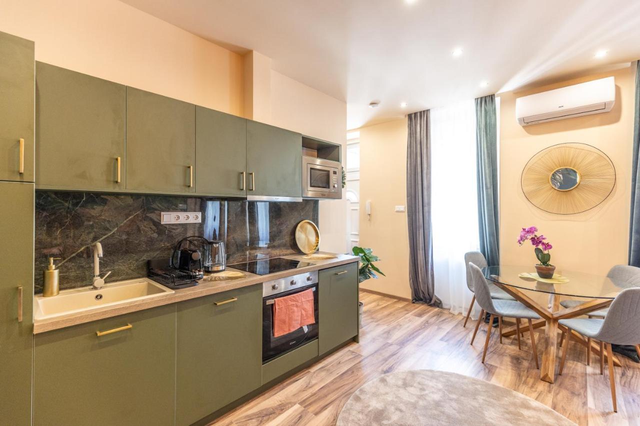 City Lights Residence - B&B Budapest