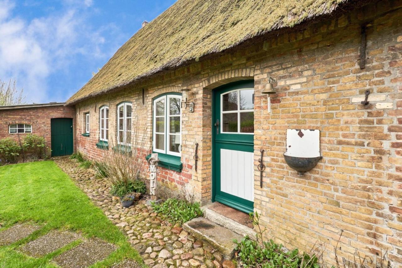 Reetdachhaus Silvi - B&B Schwabstedt