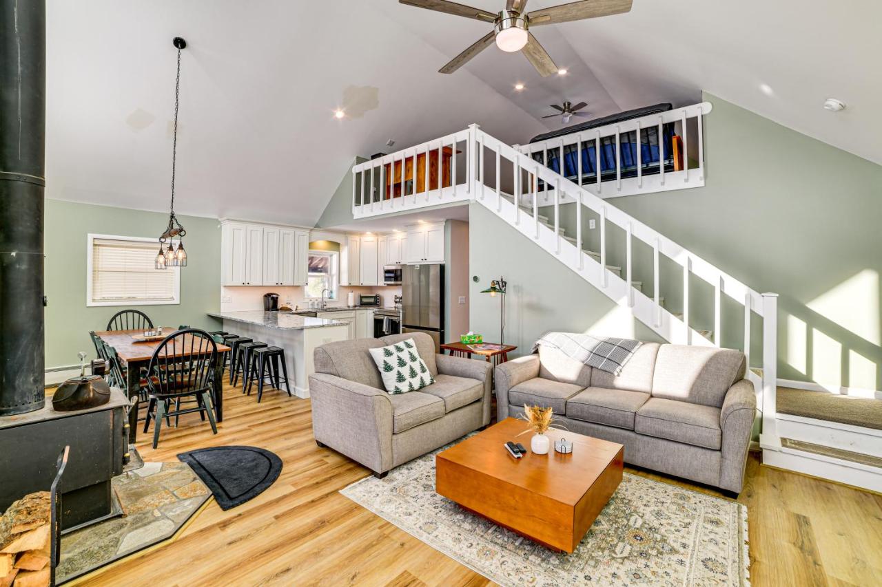 Mtn-View Luxe Catskills Retreat for Groups - B&B South Kortright