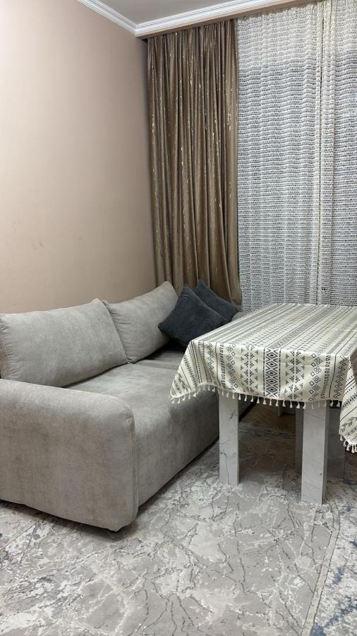 4 мкр 61 ЖК NJ TOWERS - Bed and Breakfast Konayev
