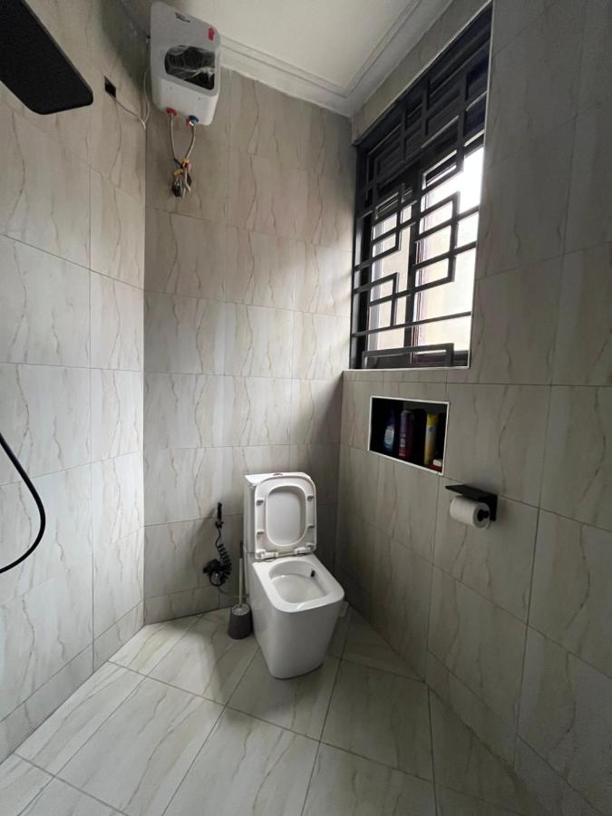 Kisaasi Studio Apartment - B&B Kampala