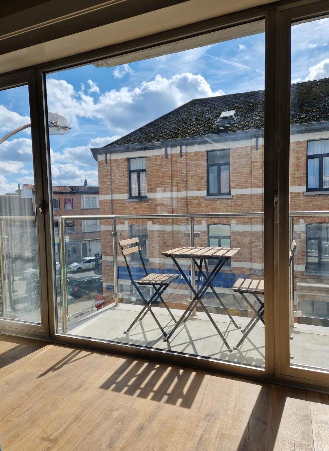 Fully equiped 100 m2 appt with the perfect location - B&B Vilvoorde