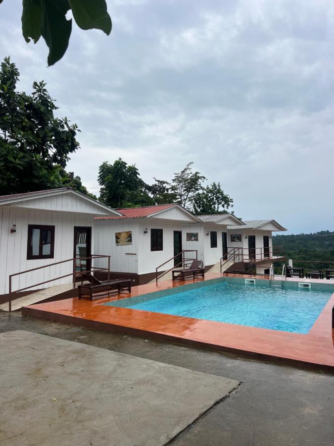 Resort Ideal Forest