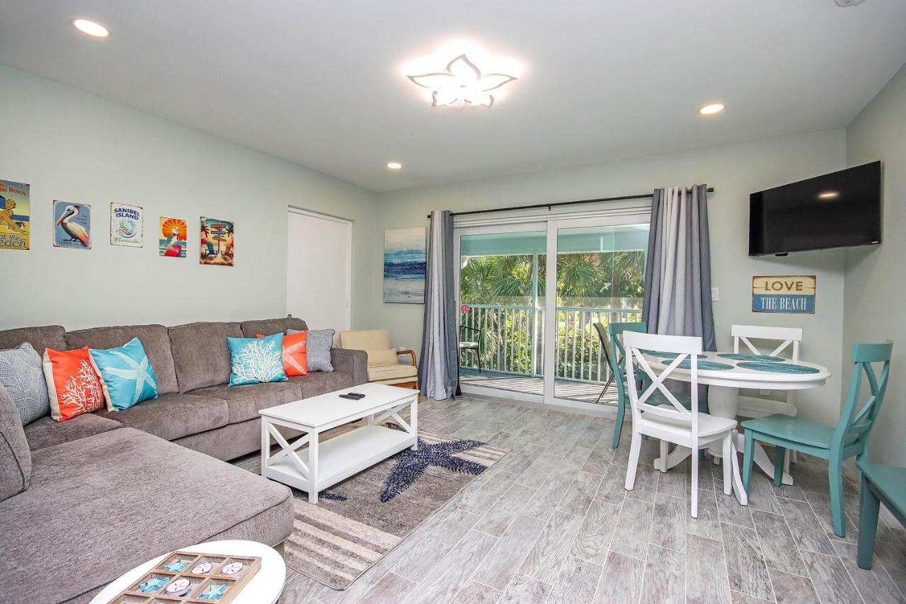 1BR Sanibel Condo Steps to Beach Colony Inn 03 - B&B Sanibel
