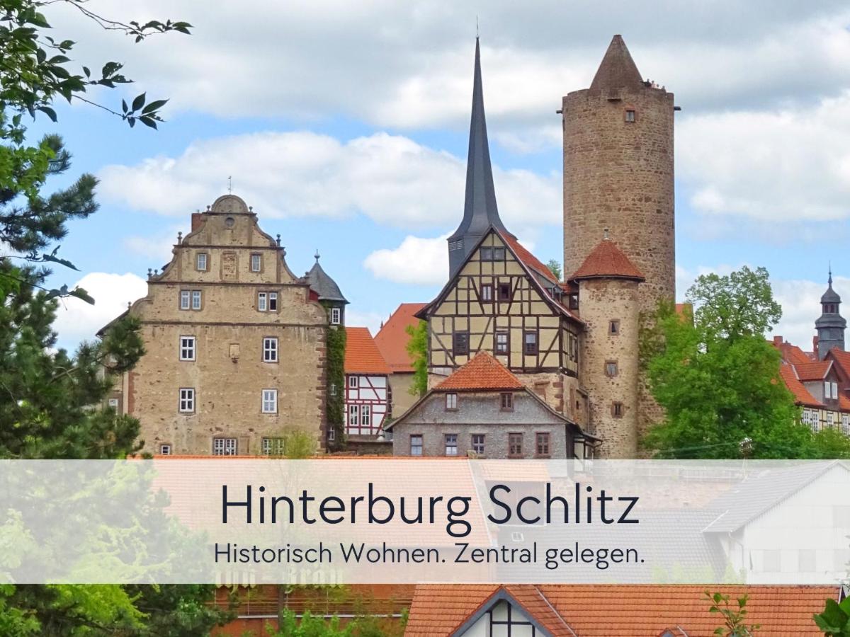 GRÄFIN ANNA - Rückzugsort für Freundetreffen in der historischen Hinterburg Schlitz - 2 Schlafzimmer, Altstadtlage, Garten, Aufzug, Hund willkommen - Ferienwohnung Schlitz