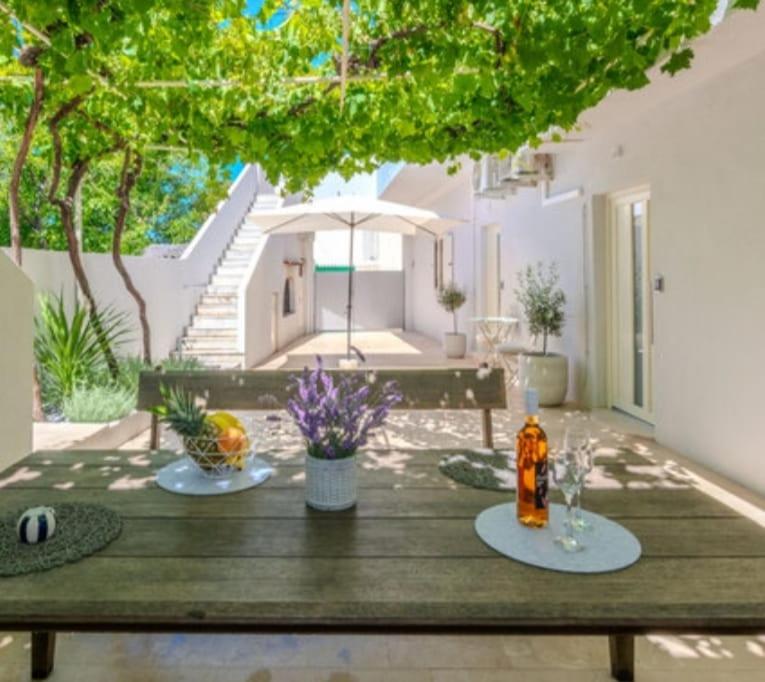 Nin Heritage Home - Ferienwohnung Nin