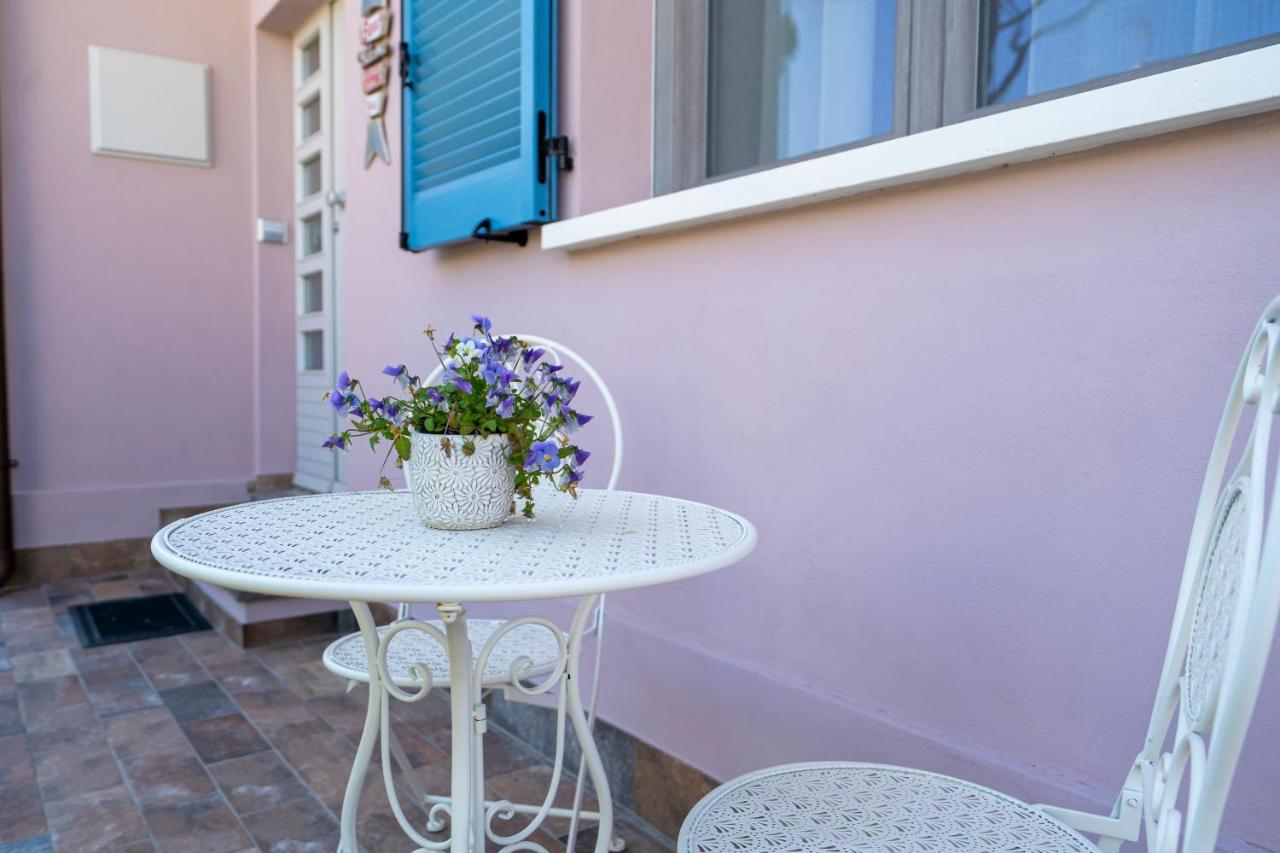 Casa Vacanze Leandra - B&B San Costanzo
