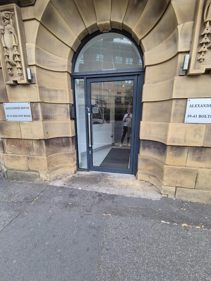 Cotswold Escape 15 - City Centre - B&B Bradford