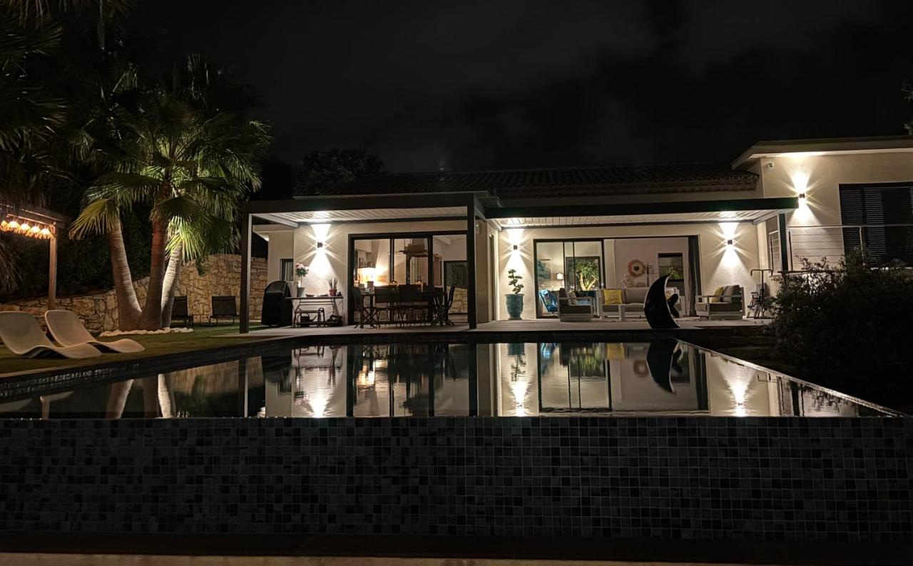 Villa con Vista Mare