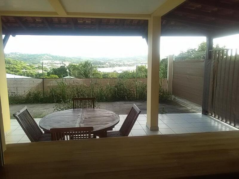 Quiet 3-room apartment with bay view - rest and teleworking - Chambres d’hôtes Le Robert