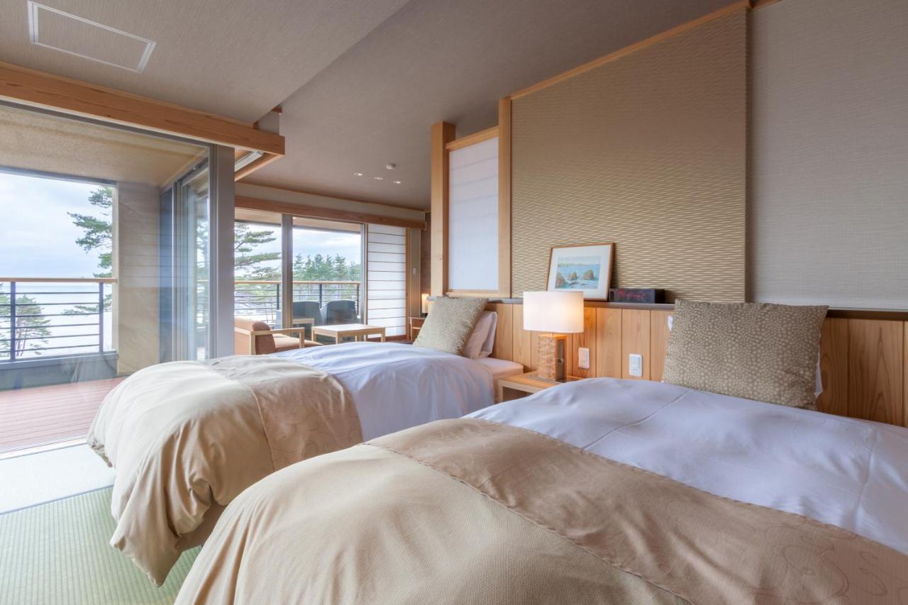 Suite with Tatami Area and Open-Air Bath - Ocean View