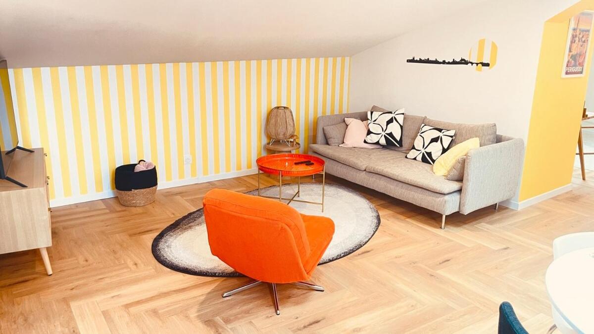 la voliere de la Cathedrale - B&B Périgueux