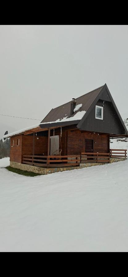 Mountain House Jelovica - Bed and Breakfast Berane