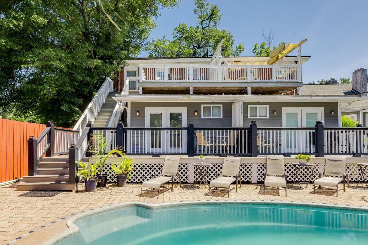 Charming Historic Condo with Pool - B&B Savannah