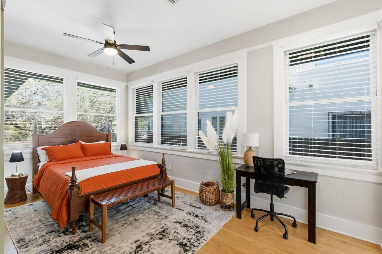 Historic W University | Walk to 4th Ave + Trolley - B&B Tucson