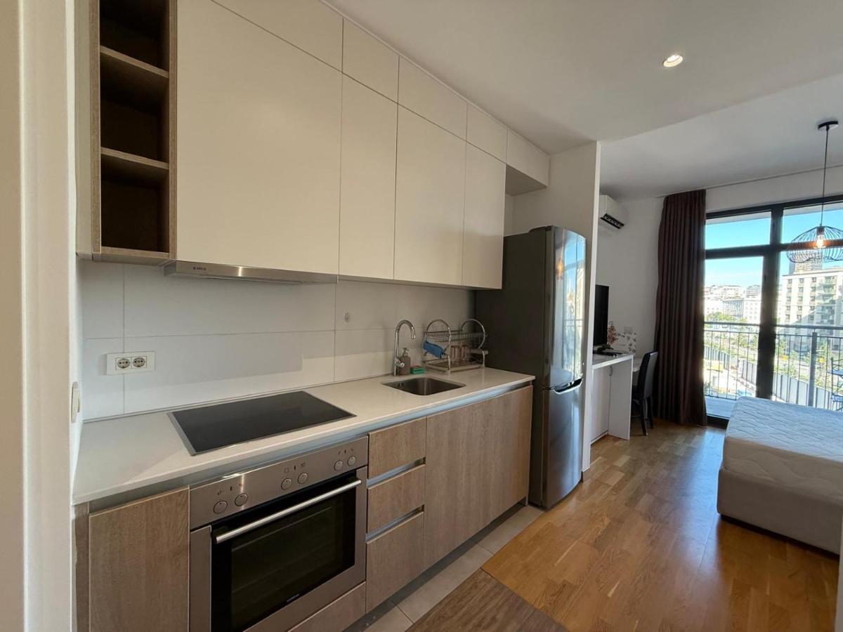 Studio with Garden View