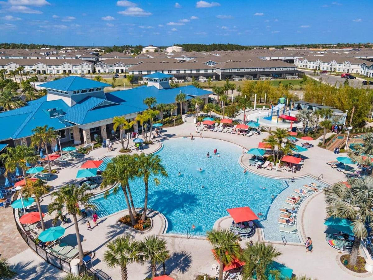 5BR Resort Home with Private Pool Near Disney - B&B Davenport