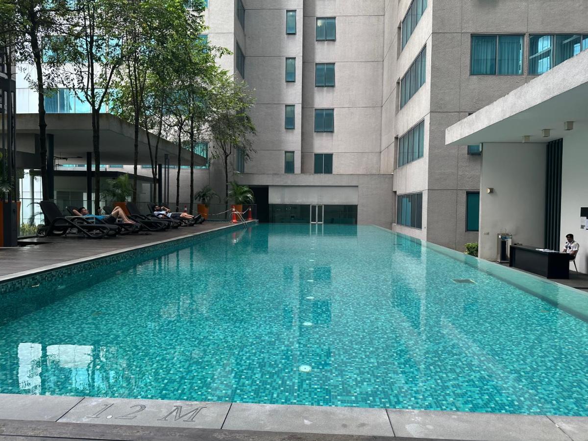 Summer Suites KLCC BY Lotus - Bed and Breakfast Kuala Lumpur