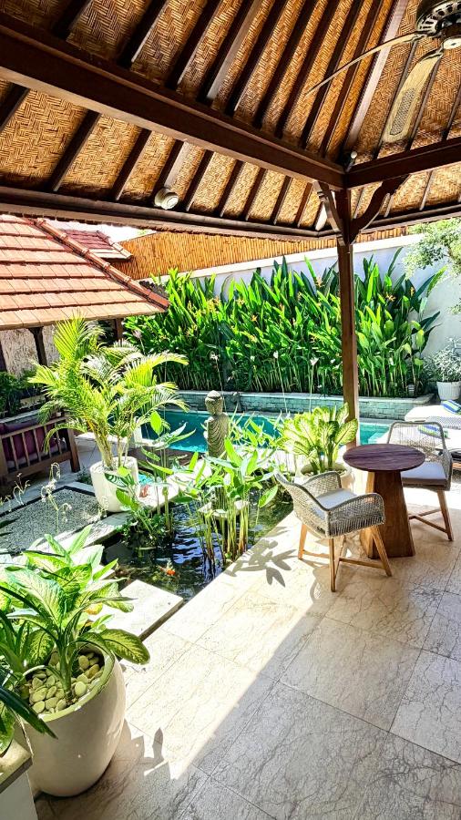 Villa Leona Seminyak - B&B Seminyak