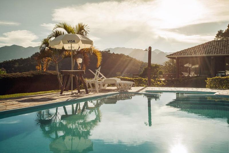Chalés Montanha Pousada - B&B