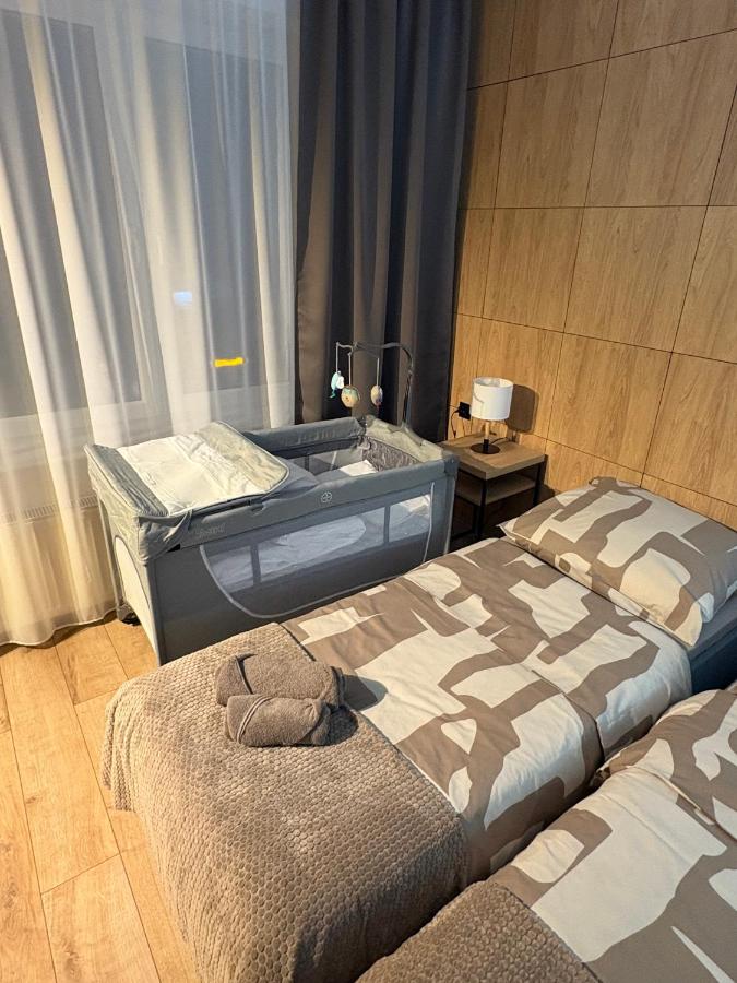 Camera Doppia con Letti Singoli con Bagno Privato 