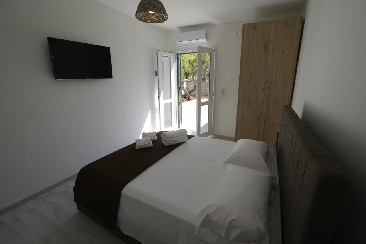 Quadruple Room with Private Bathroom